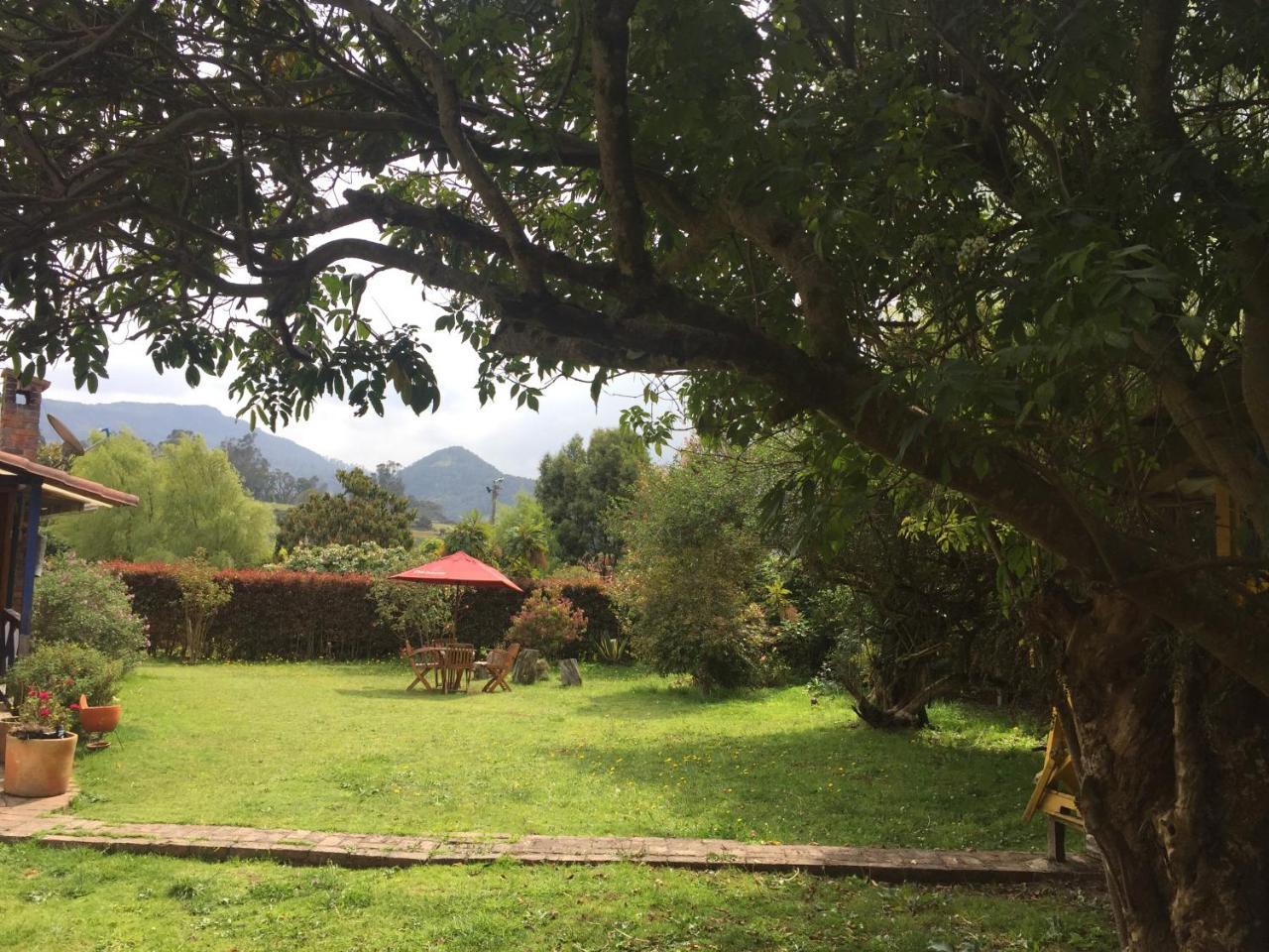 Titue Refugio , Cabanas La Calera Ngoại thất bức ảnh